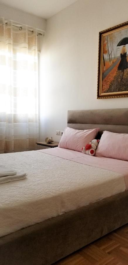 City Center Cute And Comfy Apartment - Ajia Apartments Tirana Exterior foto