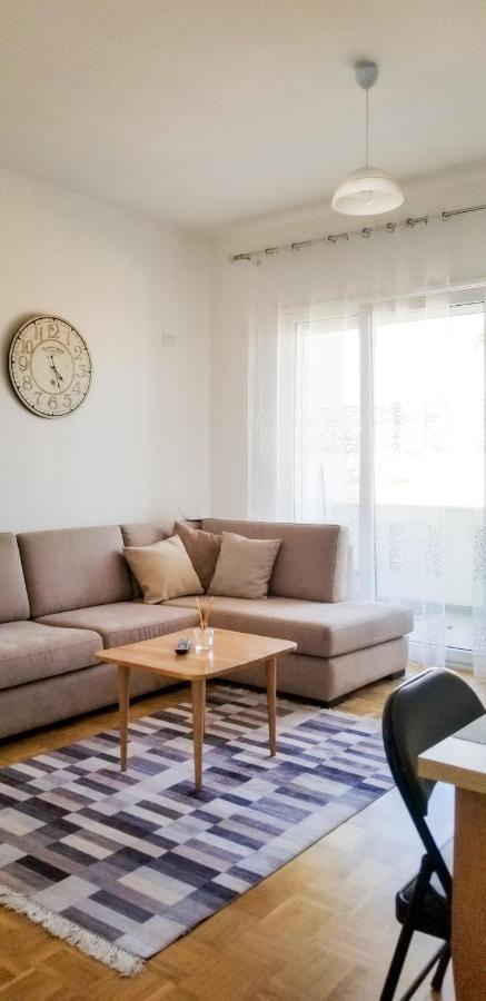 City Center Cute And Comfy Apartment - Ajia Apartments Tirana Exterior foto