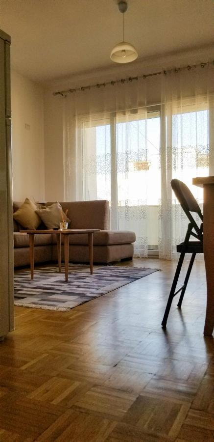 City Center Cute And Comfy Apartment - Ajia Apartments Tirana Exterior foto